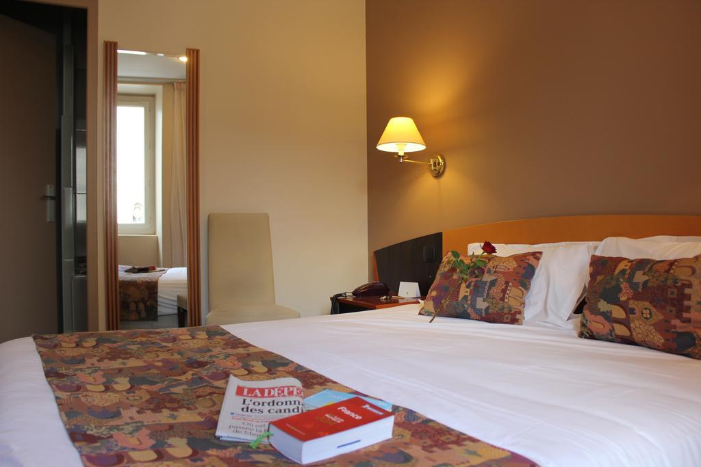 Hotel Logis Le Relais De Fusies Lacaune Zewnętrze zdjęcie