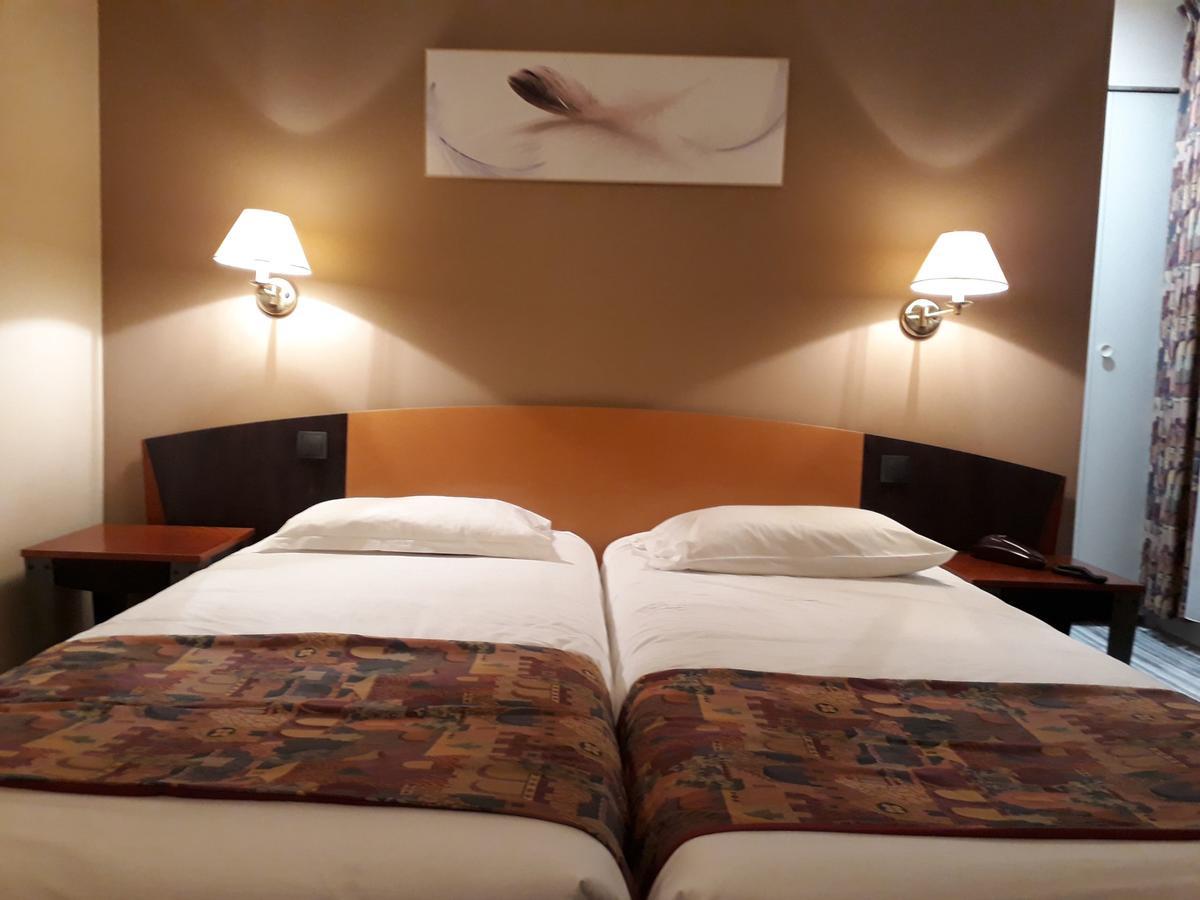 Hotel Logis Le Relais De Fusies Lacaune Zewnętrze zdjęcie